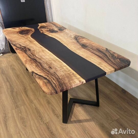 Письменный стол лофт 'Profitable Abundance'