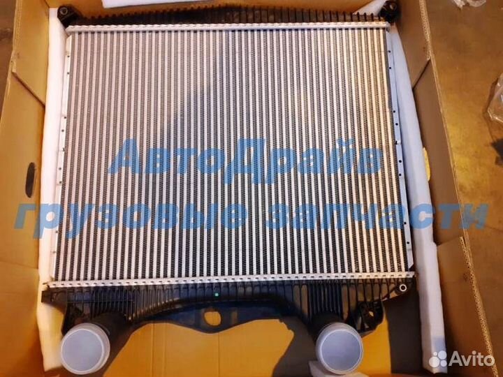 Радиатор Ман Тга 685x895x64 мм