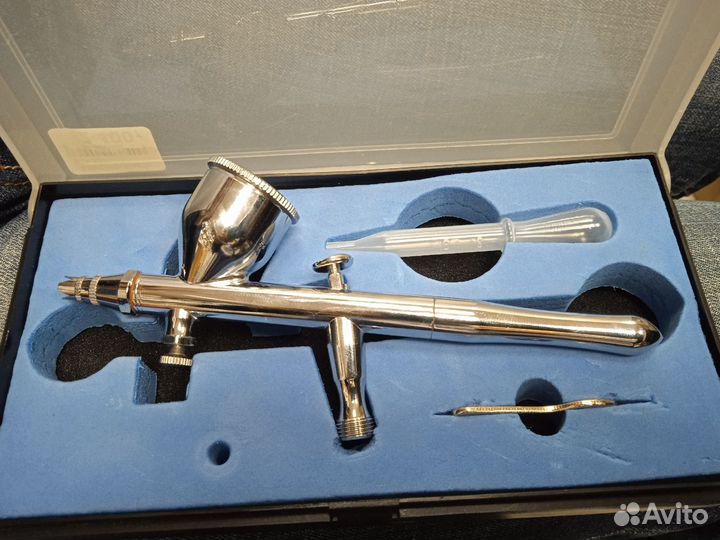 Аэрограф с безрезьбовым соплом