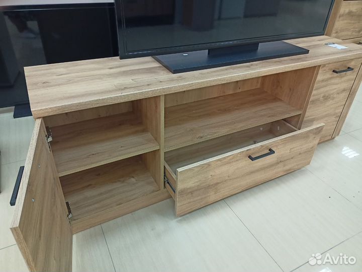 Тв-тумба, тумба под тв 135 см в наличии Дорсет