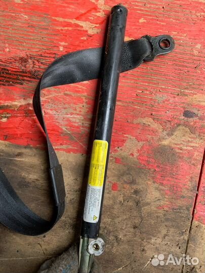 Ремень безопасности передний правы Volkswagen Pass