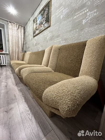 Диван с креслами