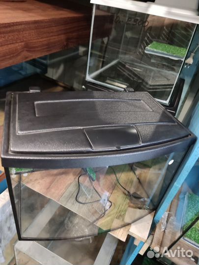 Террариум 35 л. С мостиком и крышкой