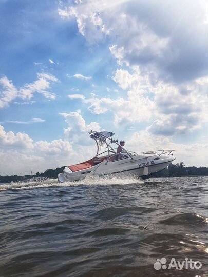 Аренда катера, вейкборд, отдых на воде, прогулка