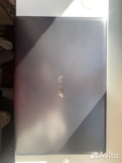 Ноутбук asus