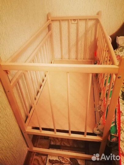 Кроватка детская
