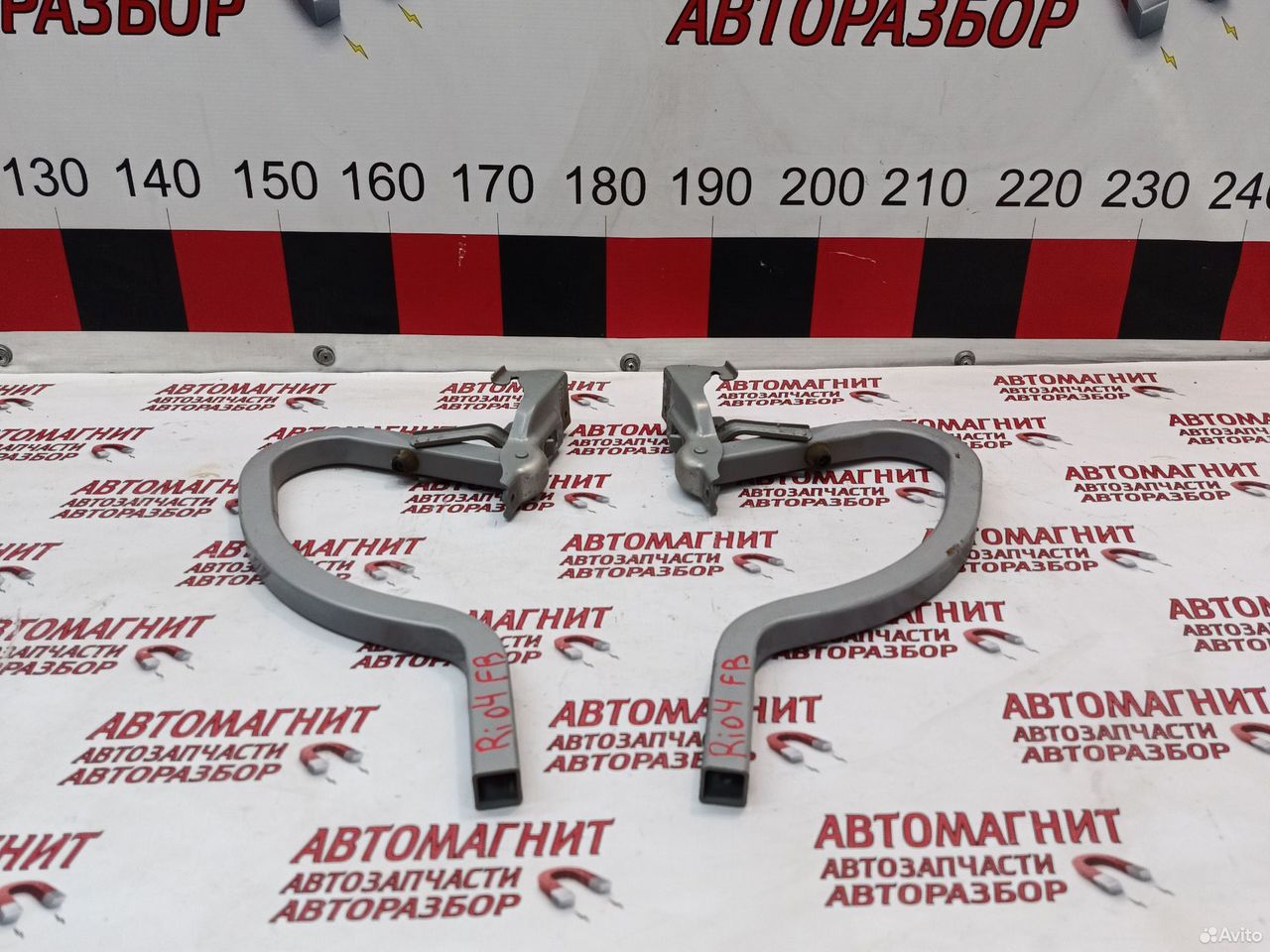 Петля крышки багажника Киа Рио 4 FB