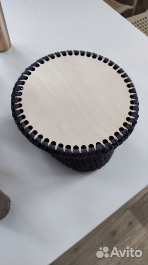 Вязанная корзинка