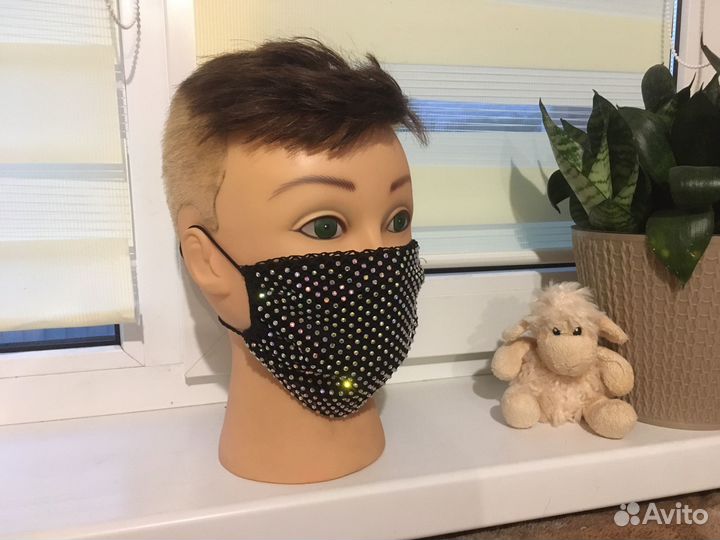 Маска со стразами медицинская декоративная