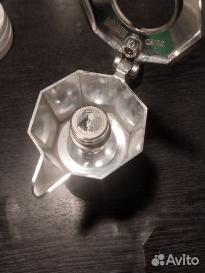 Гейзерная кофеварка