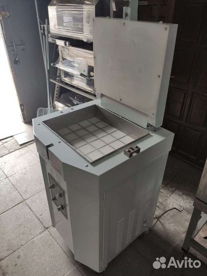 Тестоделитель Италия