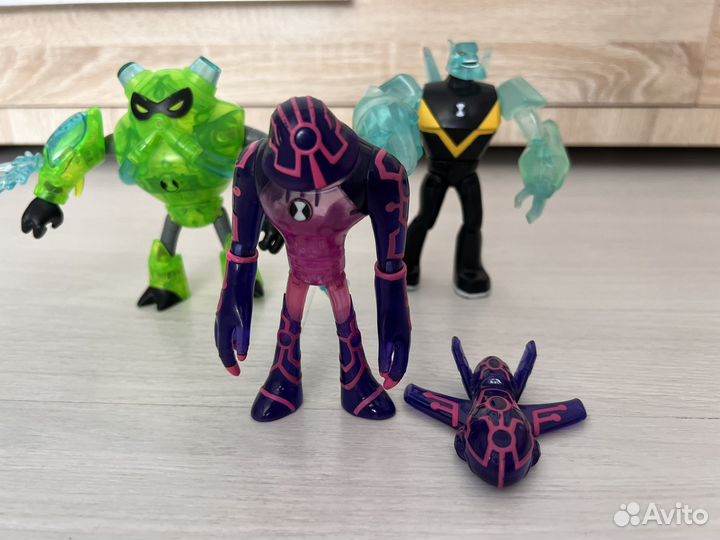 Ben 10 игрушки