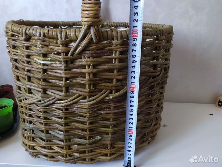 Корзина плетеная с ручкой