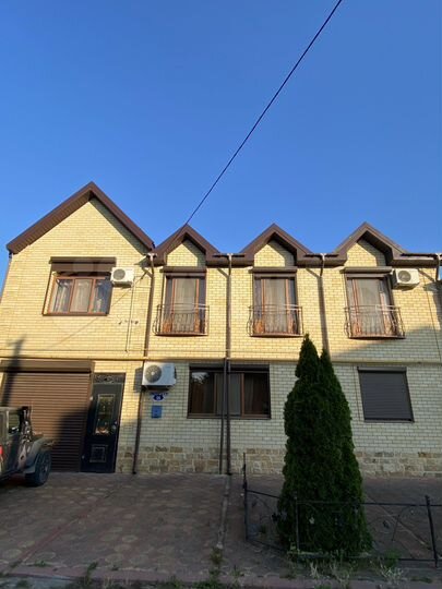 Дом 200 м² на участке 4 сот.