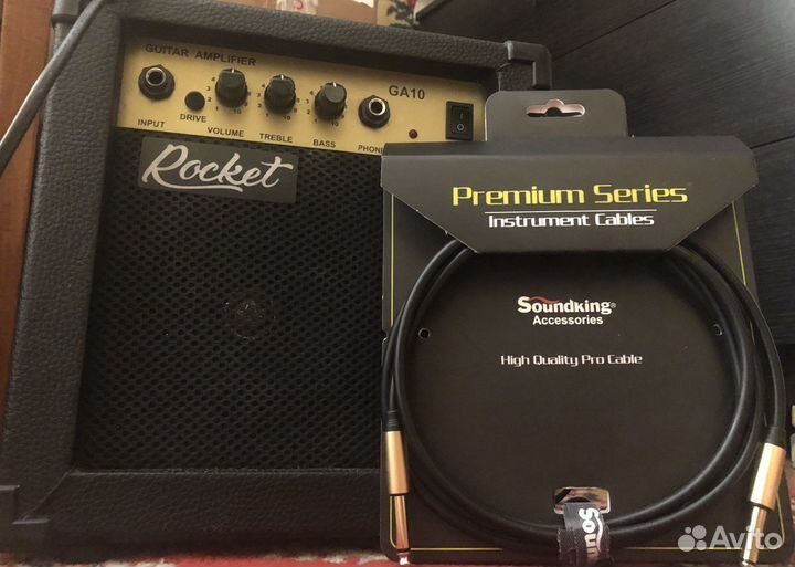 Гитарный комбоусилитель 10 ватт