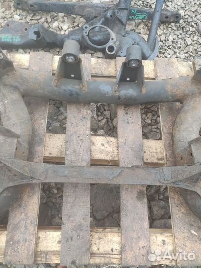 Подрамник задний Bmw X5 e53 рестайлинг