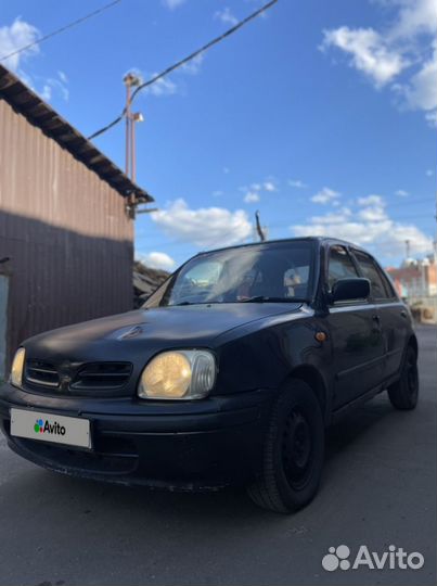 Nissan March 1.0 AT, 2001, 211 000 км