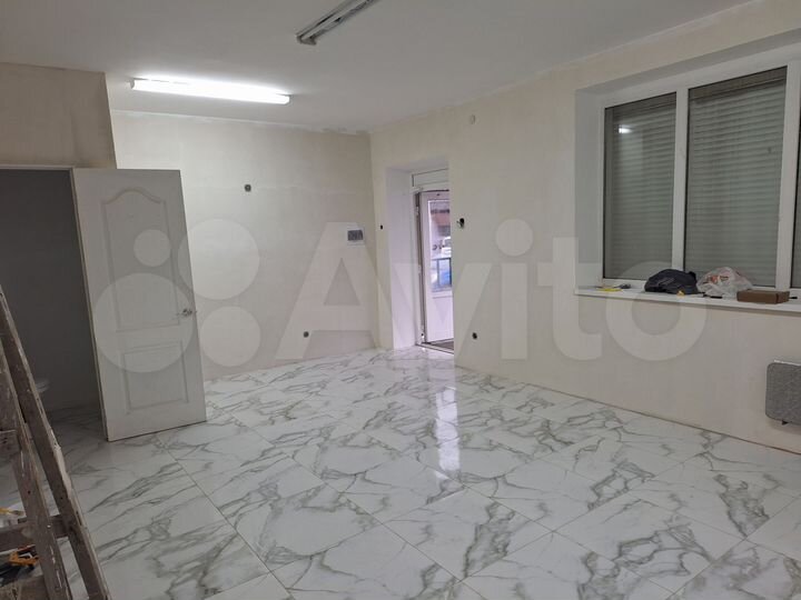 Торговая площадь, 28 м²