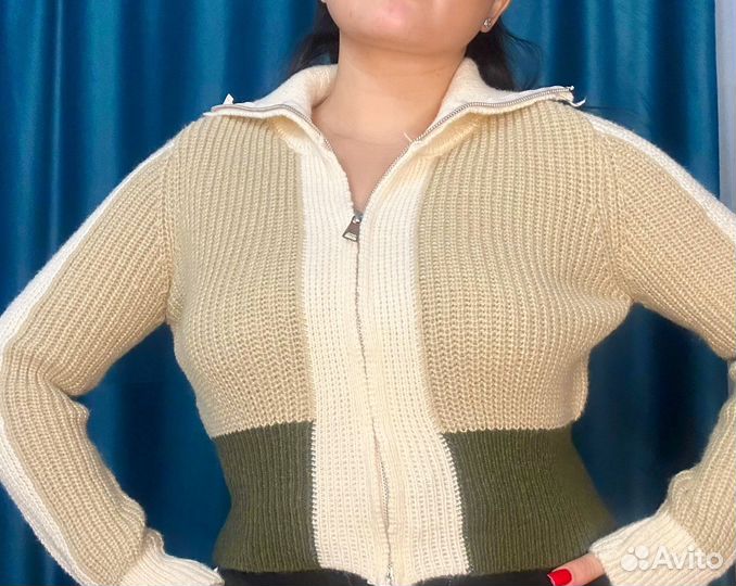 Кофта женская вязаная