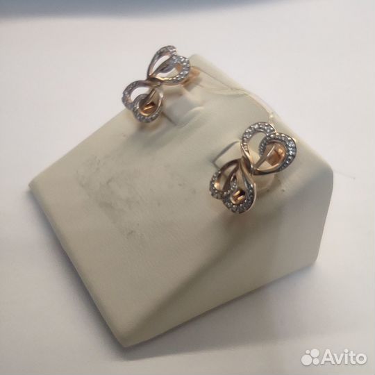 Золотые серьги 585