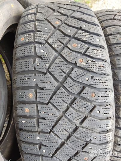 Nitto Therma Spike 225/55 R19