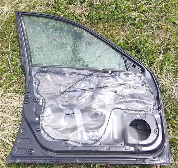 Дверь левая Impreza GH чёрная