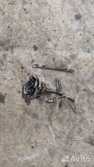 Кованая роза