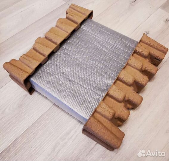 Sony PS4 Slim 1tb / 2 геймпада / игры