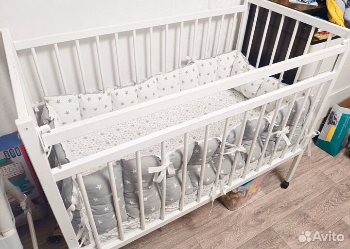 Детская кроватка