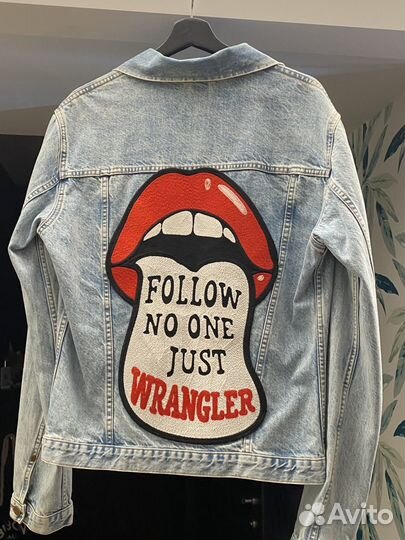 Джинсовая куртка wrangler