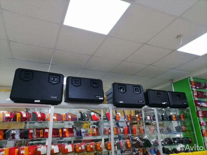 Daken Just, 41,5 л Италия