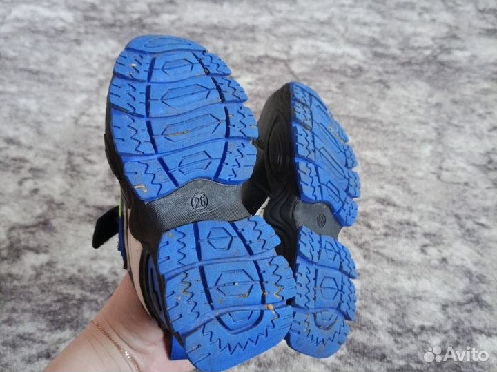 Кроссовки для мальчика 17.8 см