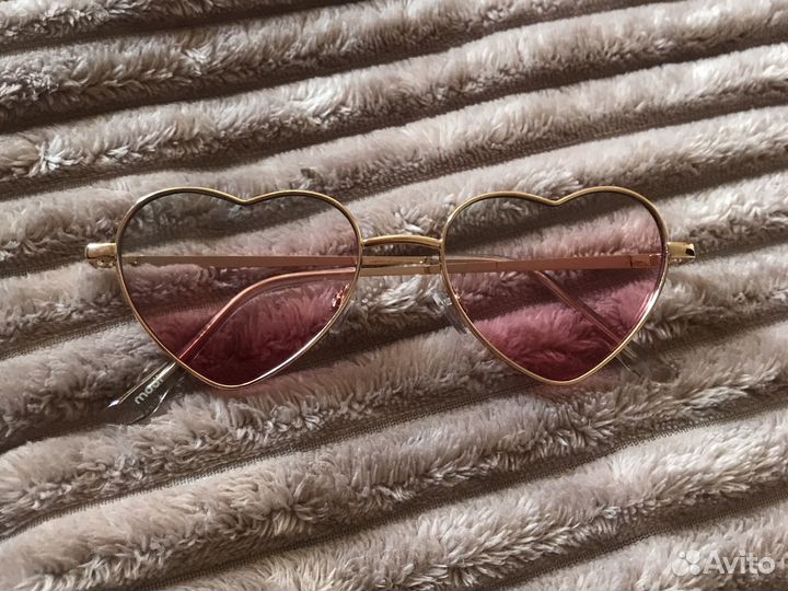 Солнцезащитные очки