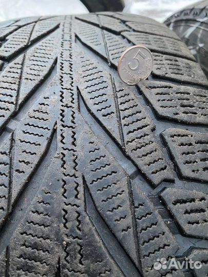 Nokian Tyres Hakkapeliitta R2 SUV 225/60 R17 103R