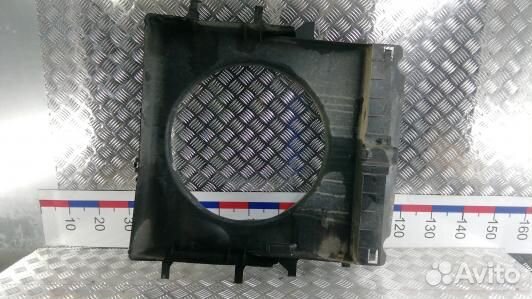 Диффузор вентилятора mercedes benz sprinter 2 (1TD