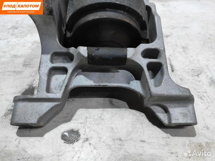 Подушка крепления двигателя передняя правая Mazda