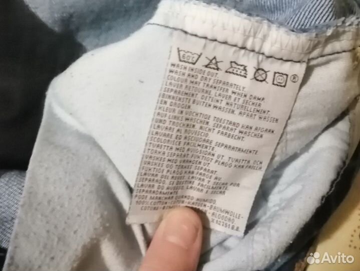 Джинсы levis 881