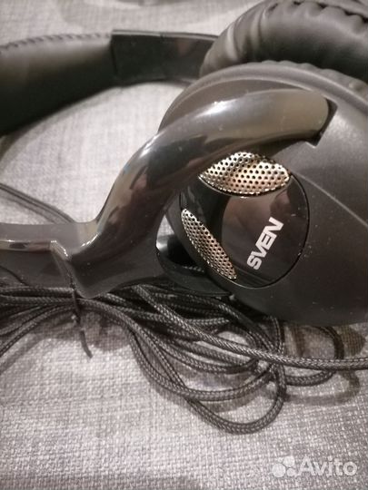 Игровые наушники