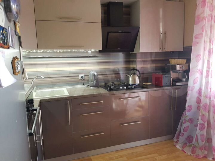 2-к. квартира, 54,4 м², 3/5 эт.