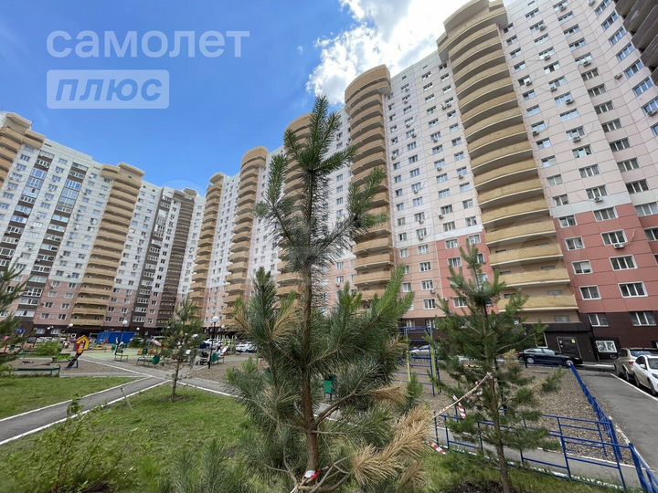 3-к. квартира, 60 м², 2/17 эт.