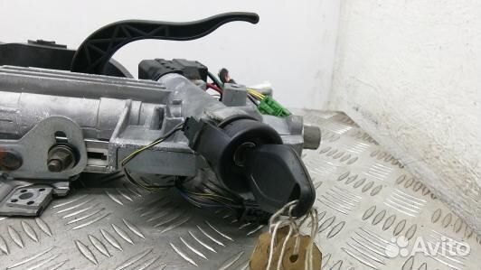 Замок зажигания BMW X3 E83 (7BN07J101)