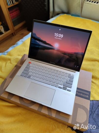 Asus Vivobook pro 14x Oled rtx 3050 16gb ram