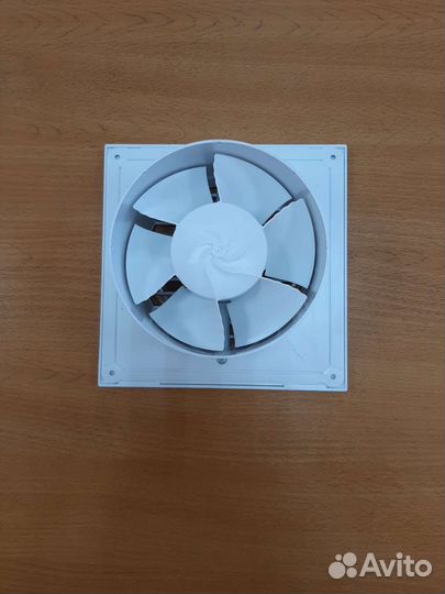 Вентилятор вытяжной 125