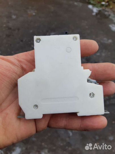 Автоматический выключатель 25а