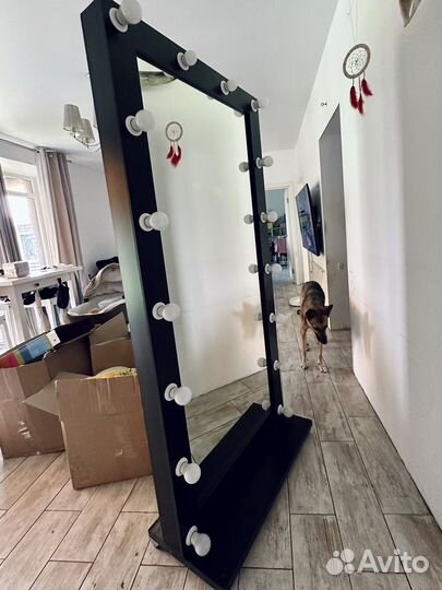 Гримерное зеркало