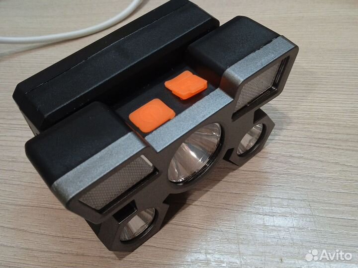 Перезаряжаемый аккумуляторный фонарь налобный