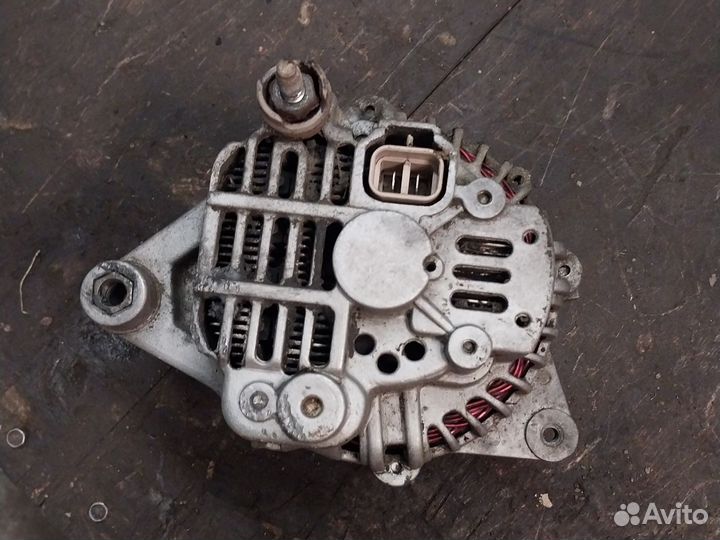 Генератор Pajero 2 6G74 6G72