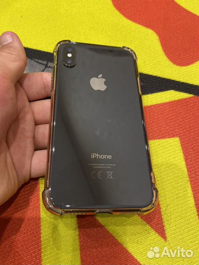 iPhone X, 64 ГБ