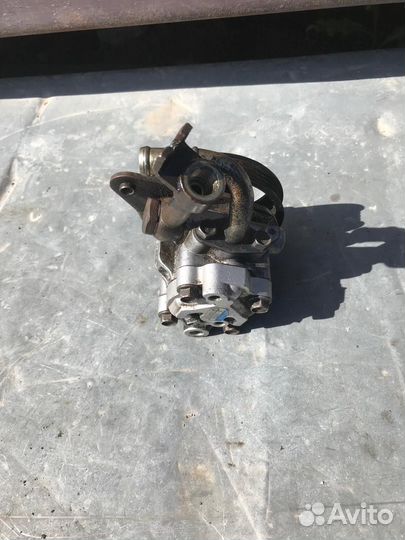 Насос гур Nissan teana j31 VQ23