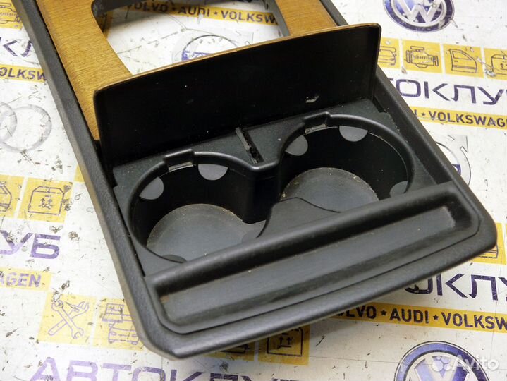 Накладка консоли Вольво XC90